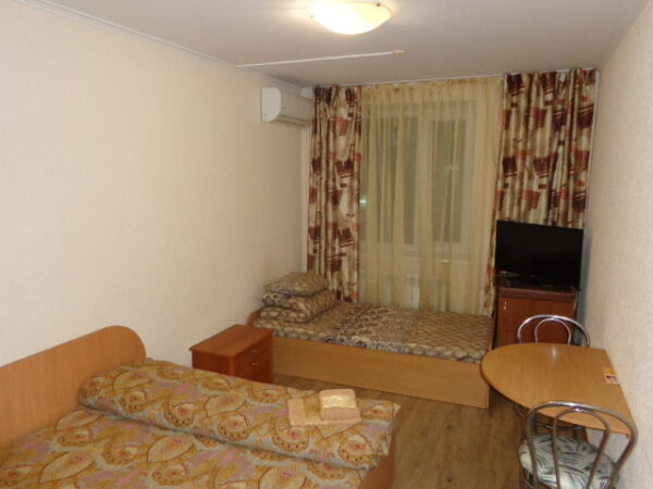 photo bottom right 1 home page hotel central